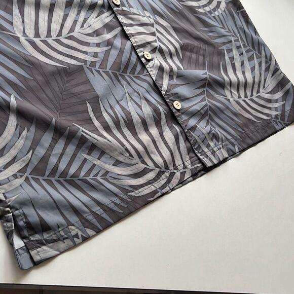 Fanatics Minnesota Vikings Hawaiian Tropical SS Button Up Sz. L - Picture 5 of 7